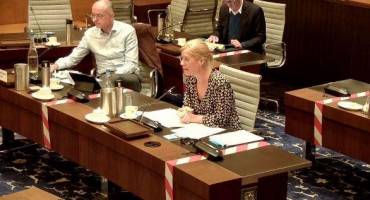 Oppositie in Enschede stelt vragen over onafhankelijkheid klachtencommissaris